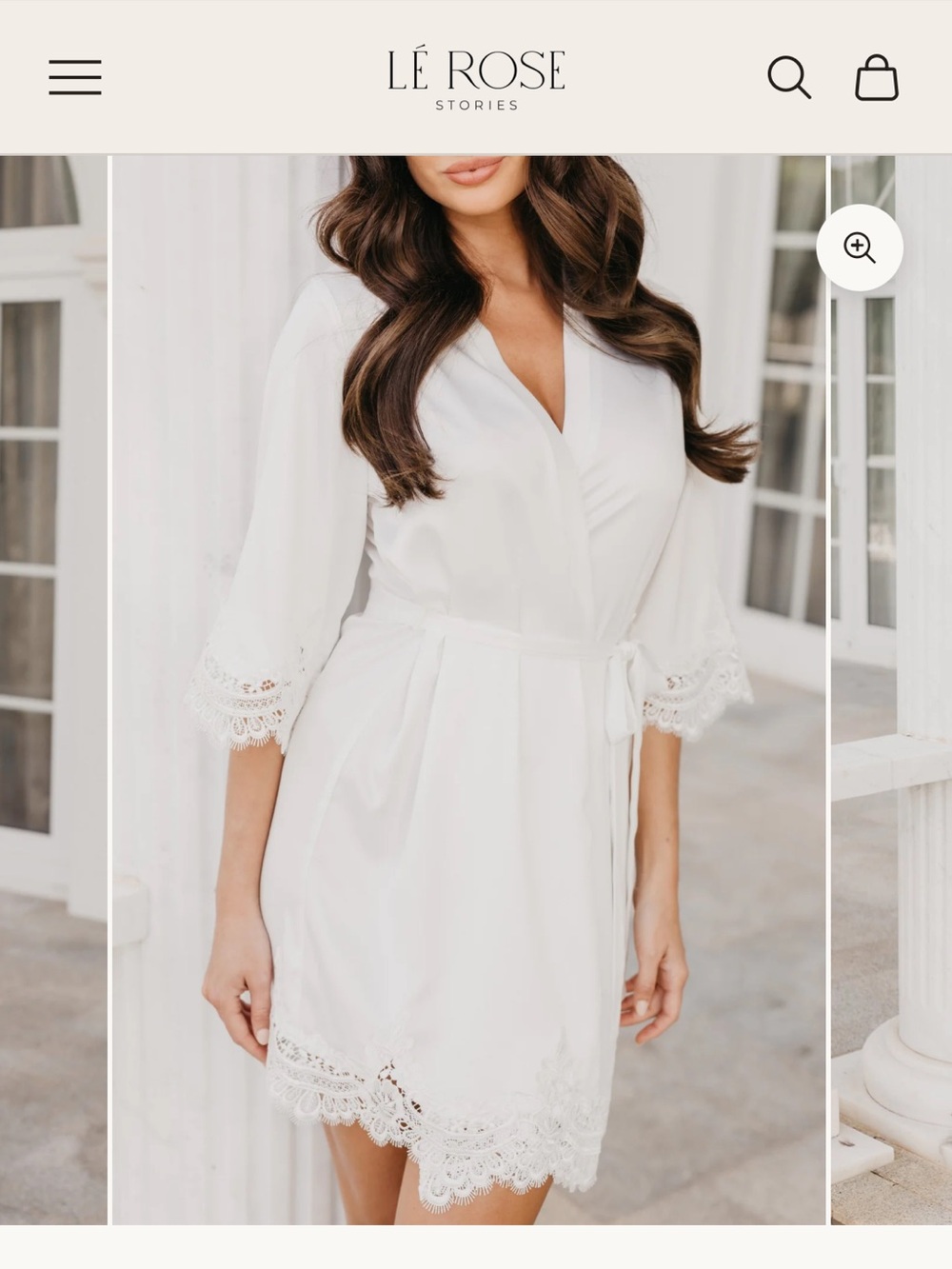 LÉ ROSE White Lace-Trim Satin Robe